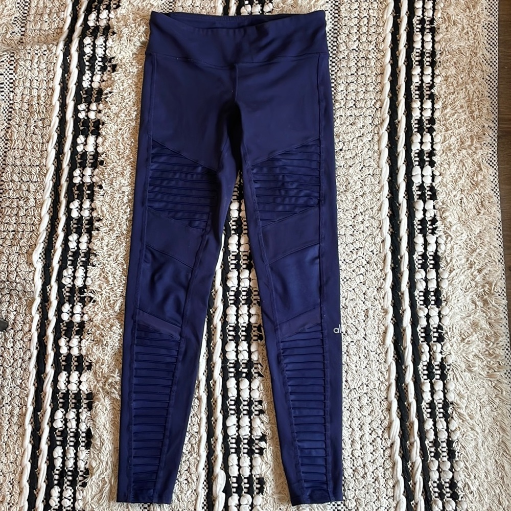 Alo 7/8 moto leggings, petite